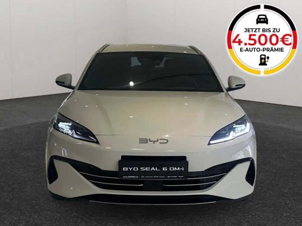 BYD Seal 6