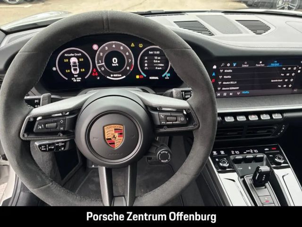Porsche 992