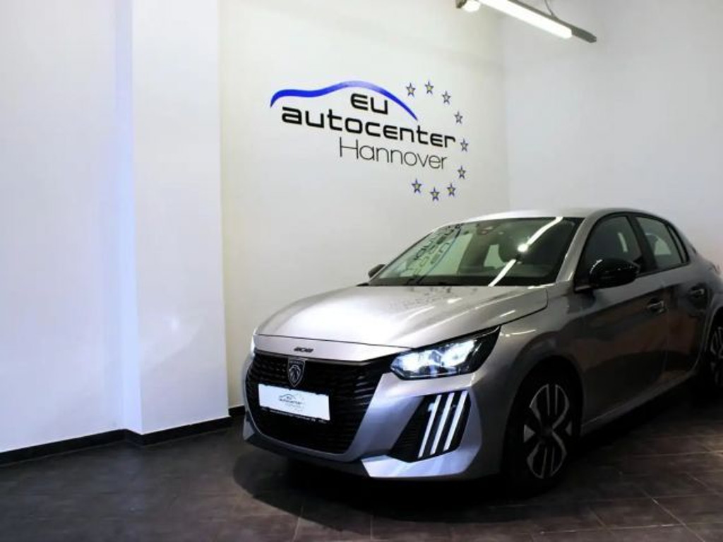 Peugeot 208 2024 Benzine
