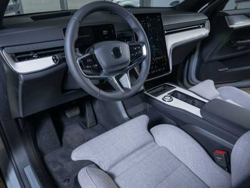 Volvo EX90