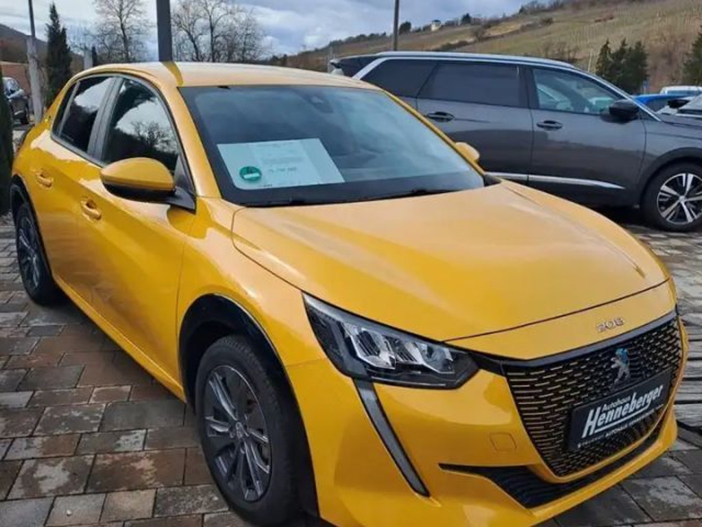 Peugeot e-208