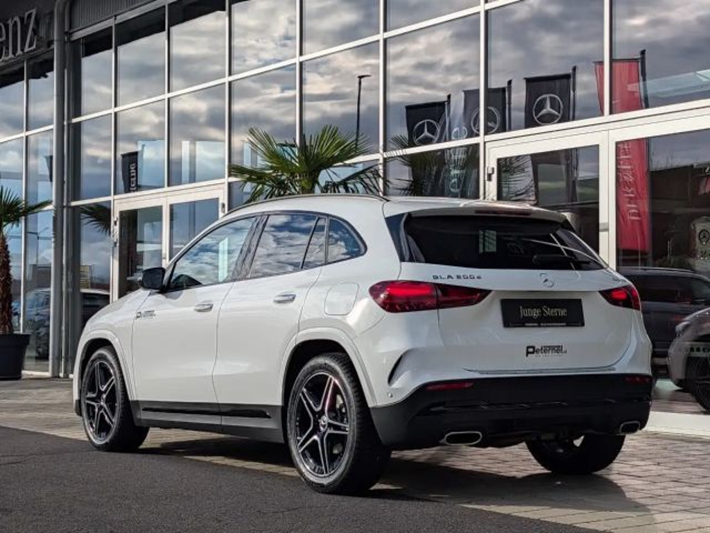 Mercedes-Benz GLA-Klasse