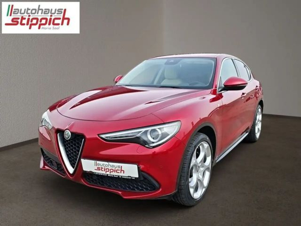 Alfa Romeo Stelvio 2022 Benzine