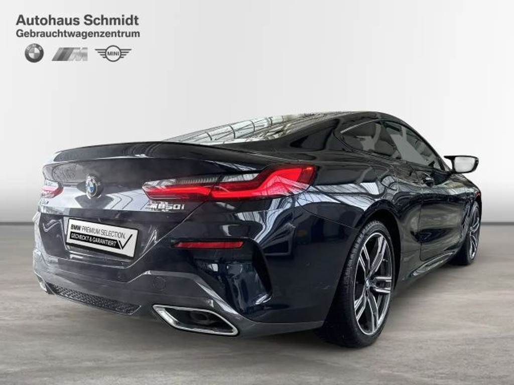 BMW M850