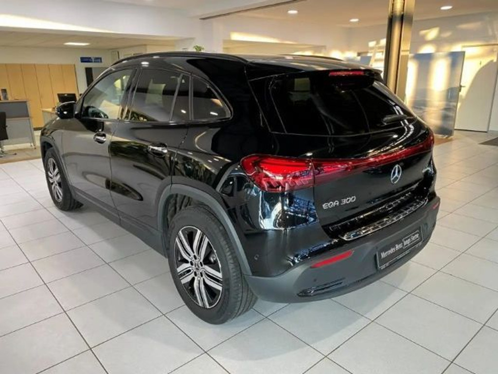 Mercedes-Benz EQA