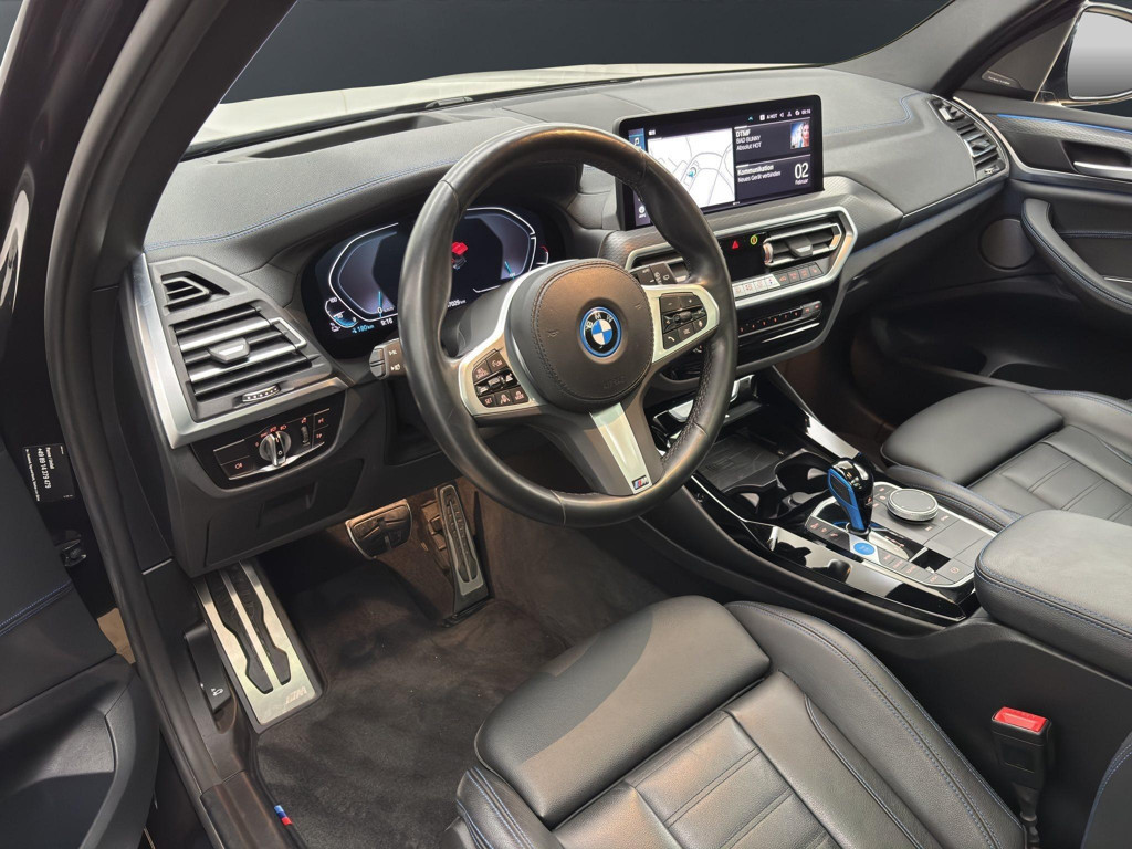 BMW iX3
