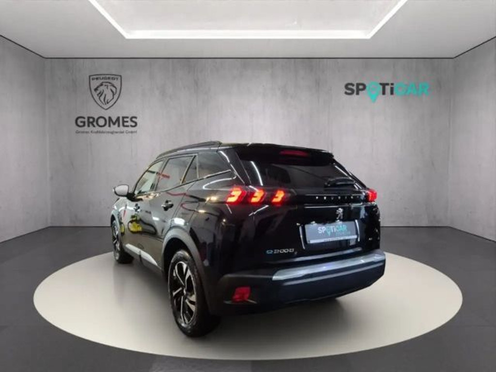 Peugeot e-2008