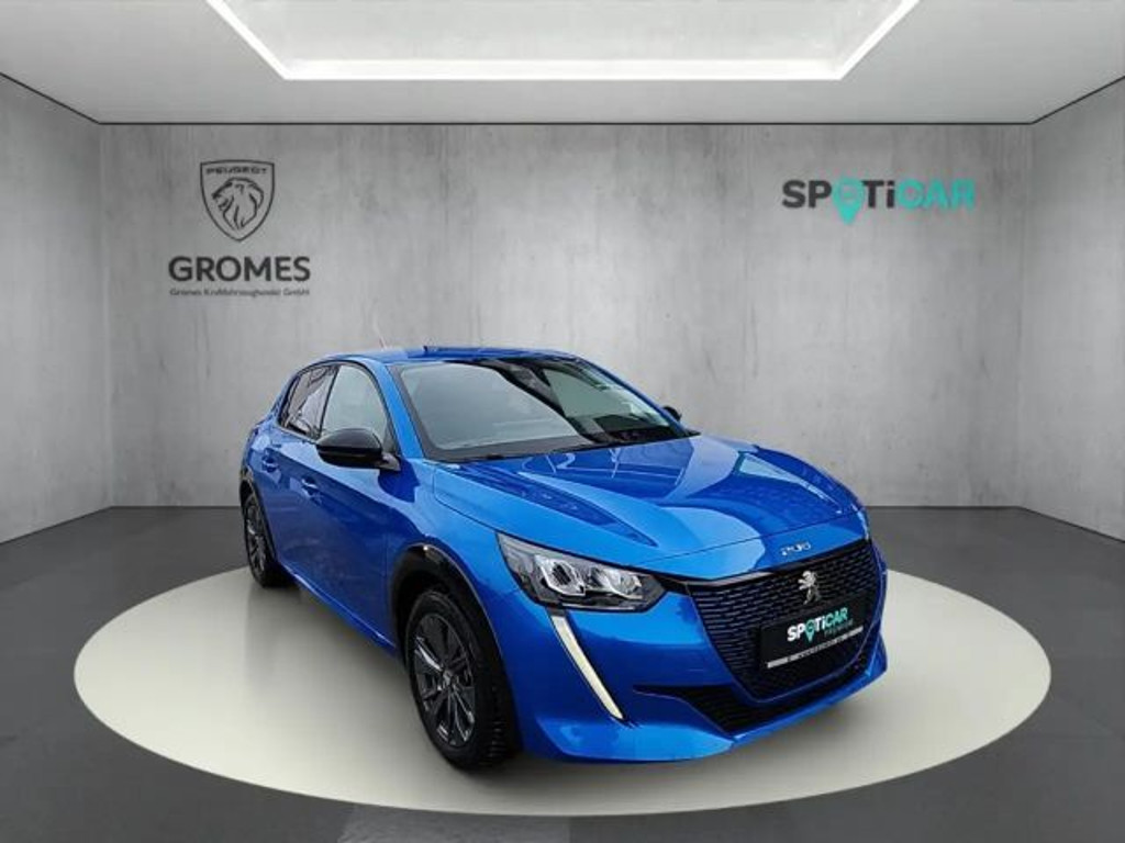 Peugeot e-208
