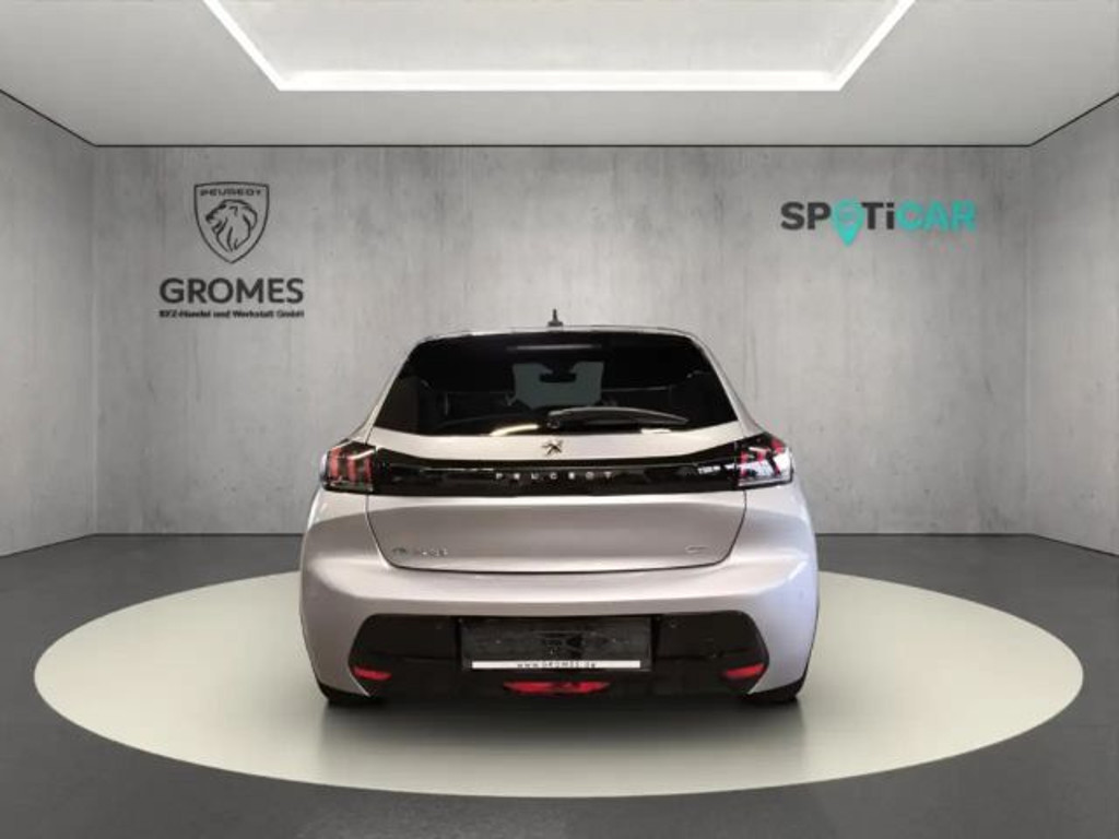 Peugeot e-208