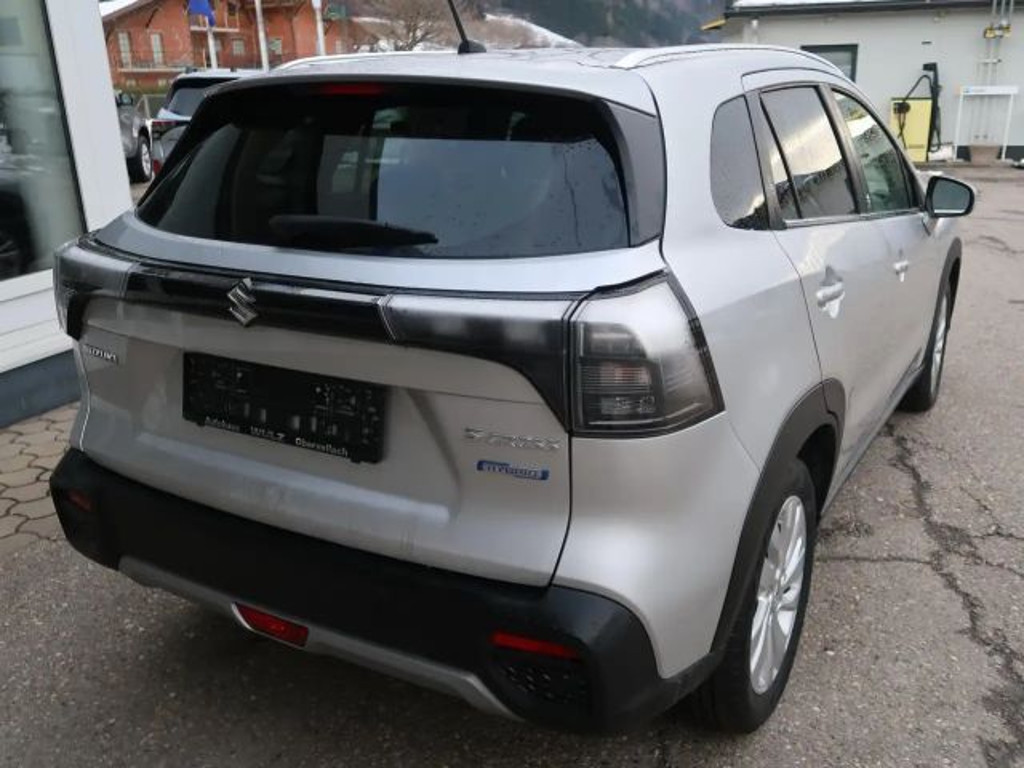 Suzuki S-Cross