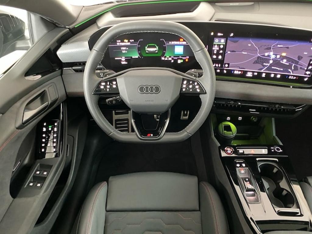 Audi A6 e-tron