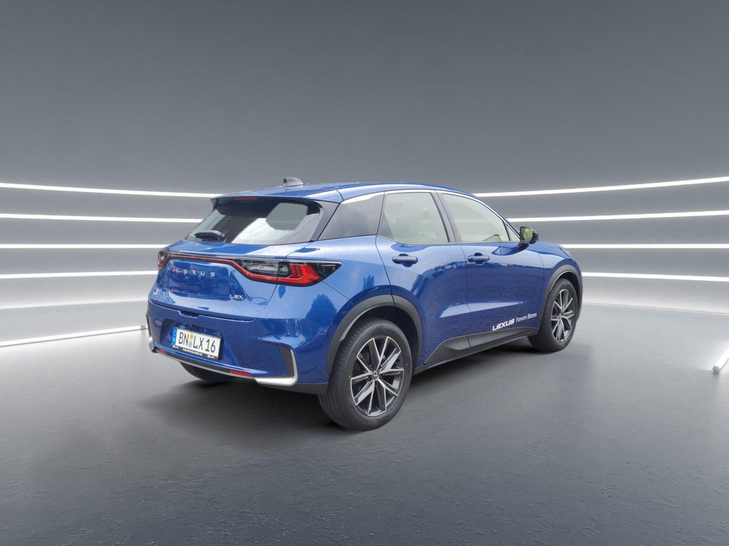 Lexus LBX
