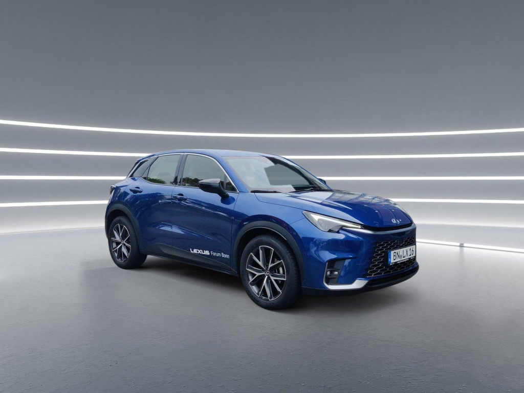 Lexus LBX
