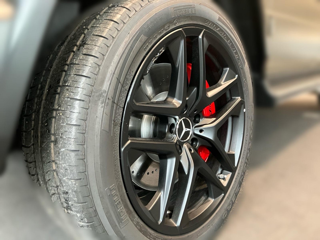 Mercedes-Benz G-Klasse