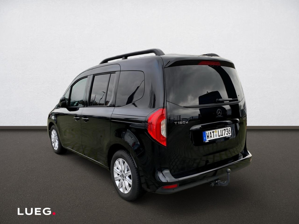 Mercedes-Benz T 180