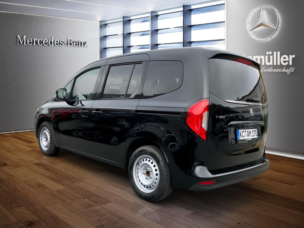 Mercedes-Benz T 180