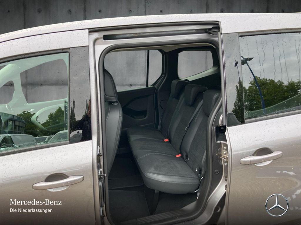 Mercedes-Benz T 180