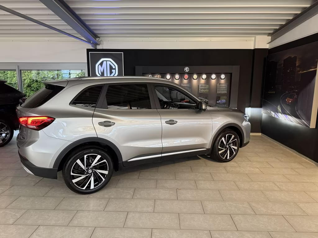 MG ZS