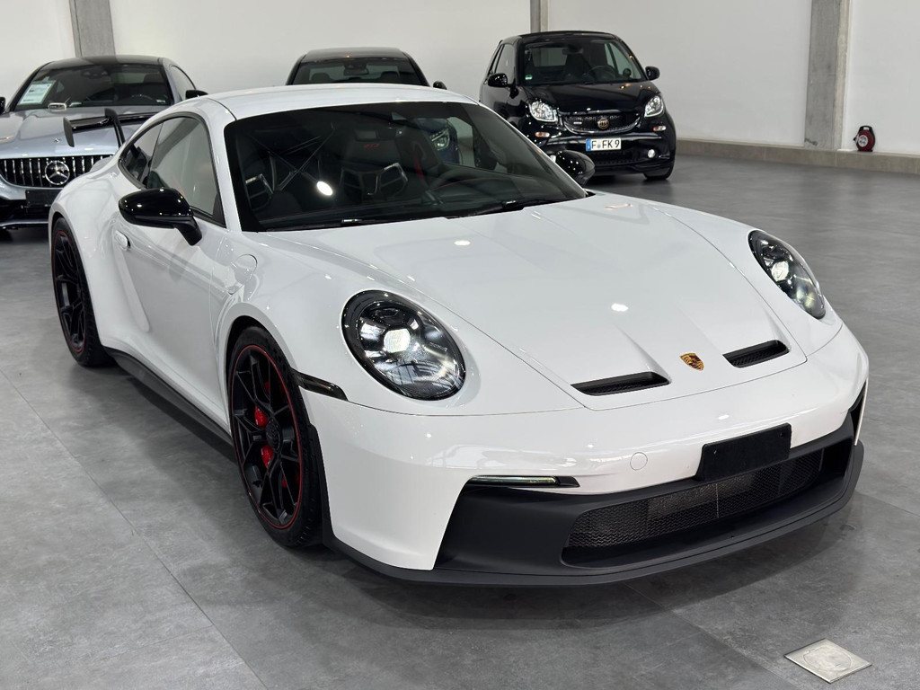 Porsche 992