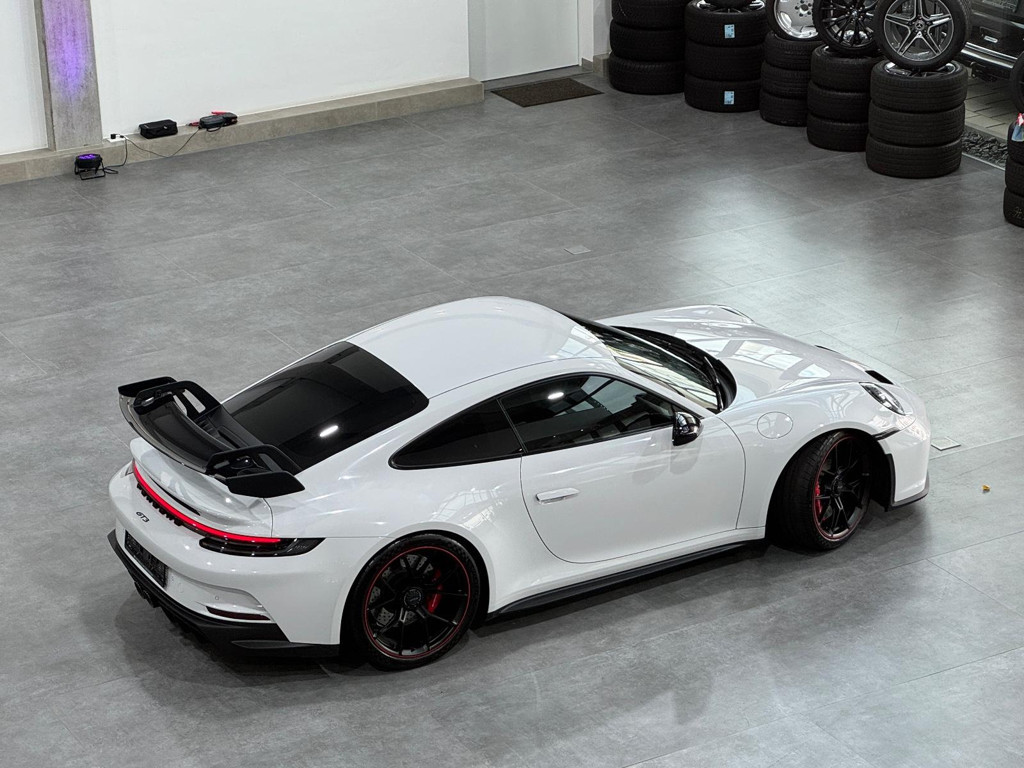 Porsche 992