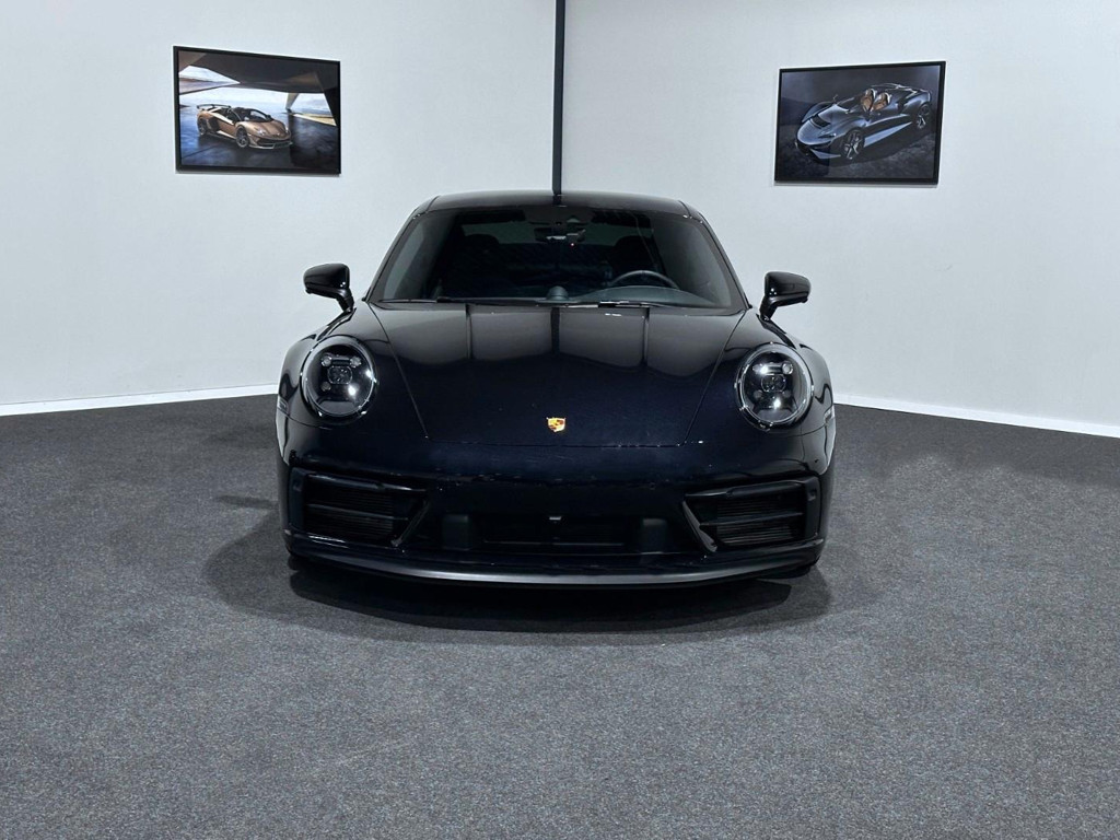 Porsche 992