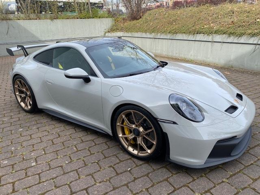 Porsche 992 2022 Benzine