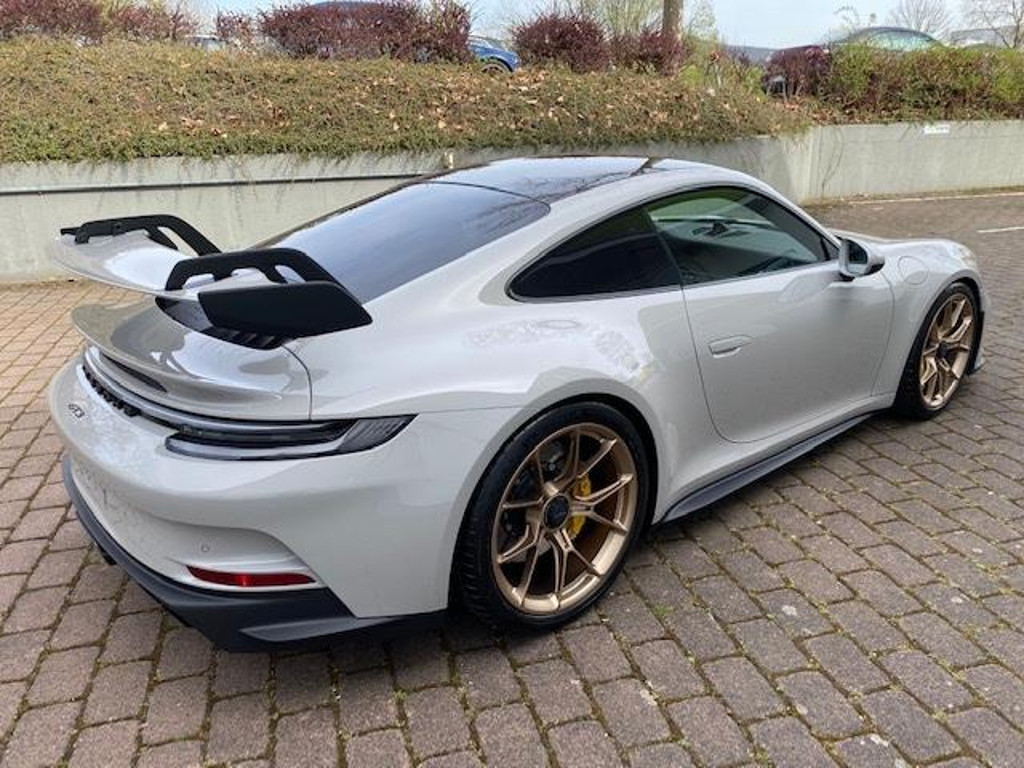 Porsche 992