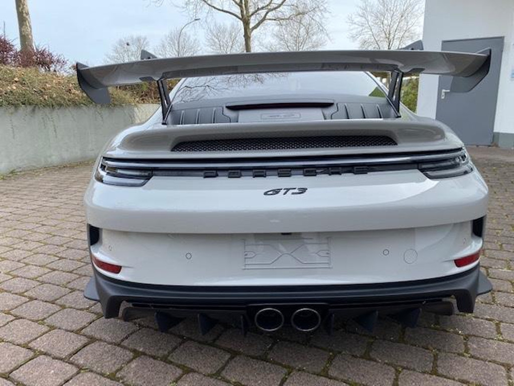 Porsche 992