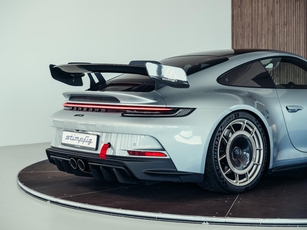 Porsche 992