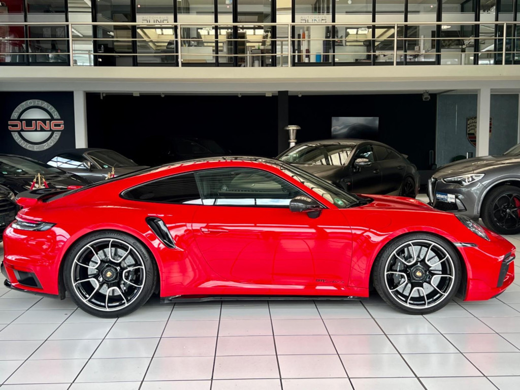 Porsche 992