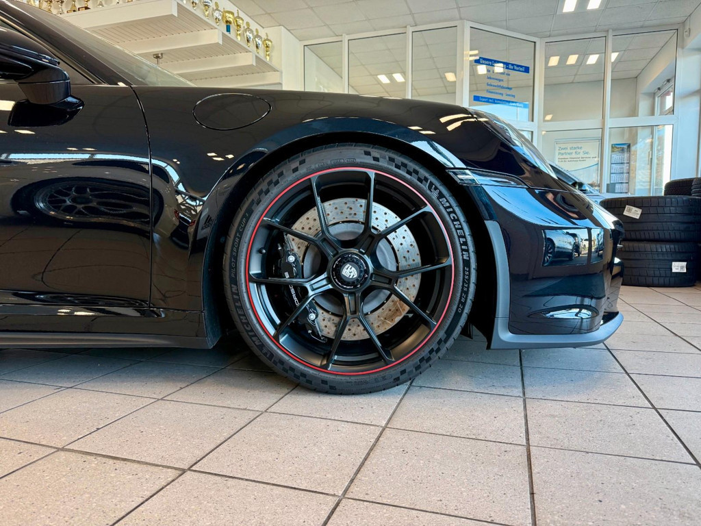 Porsche 992