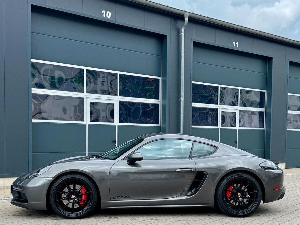 Porsche Cayman