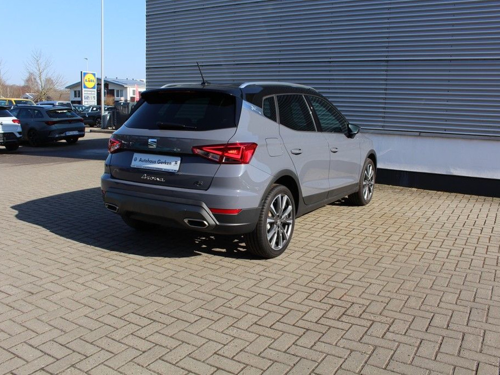 Seat Arona