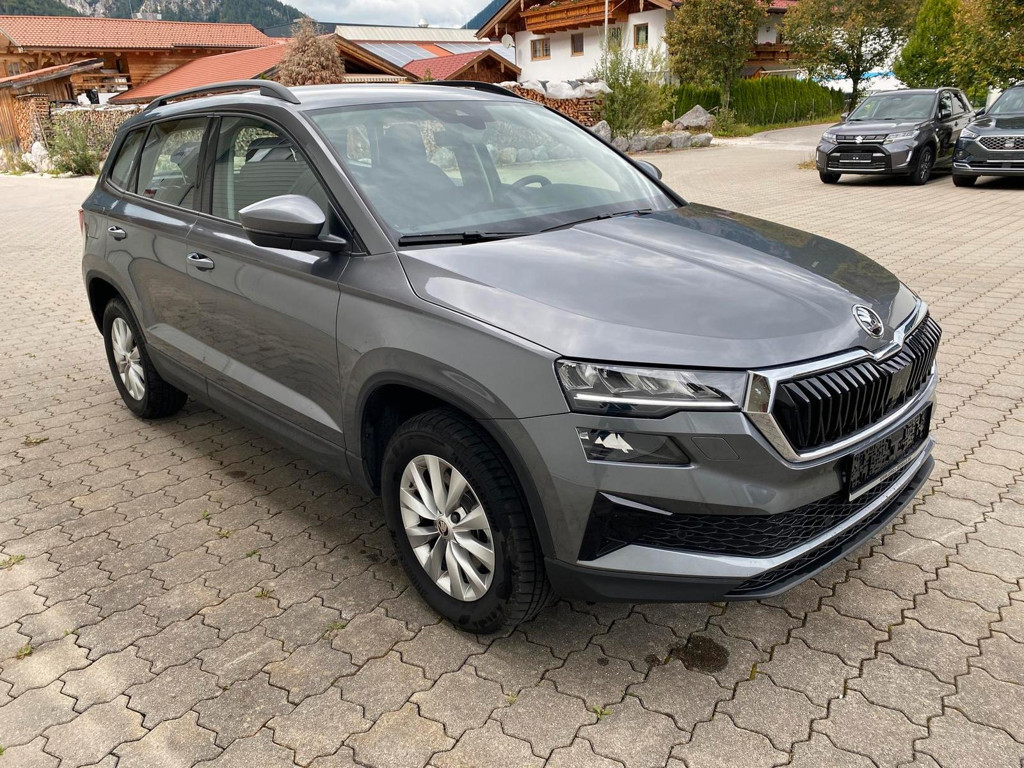 Skoda Karoq 2025 Benzine