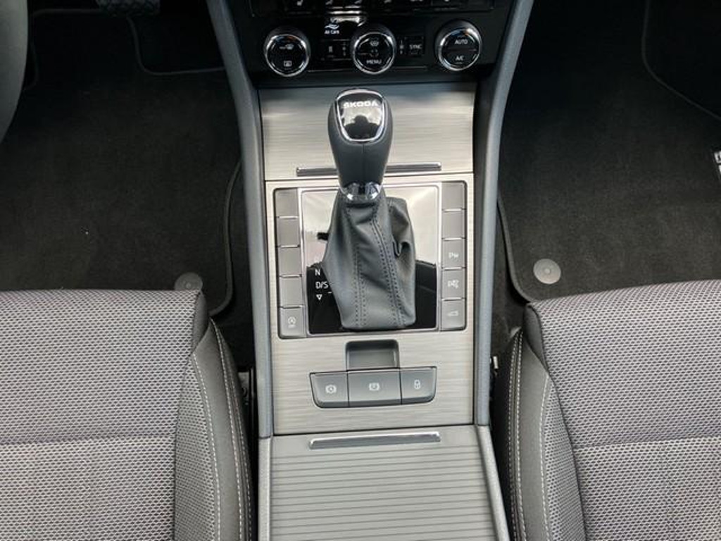 Skoda Superb 2023 Diesel