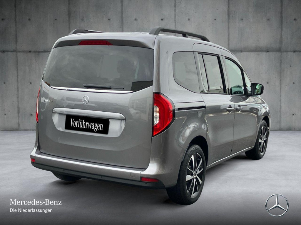 Mercedes-Benz T 180
