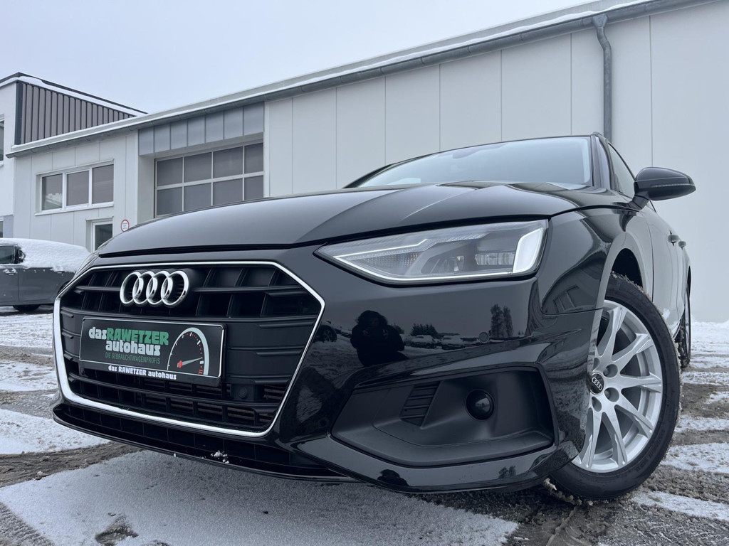 Audi A4 2022 Benzine