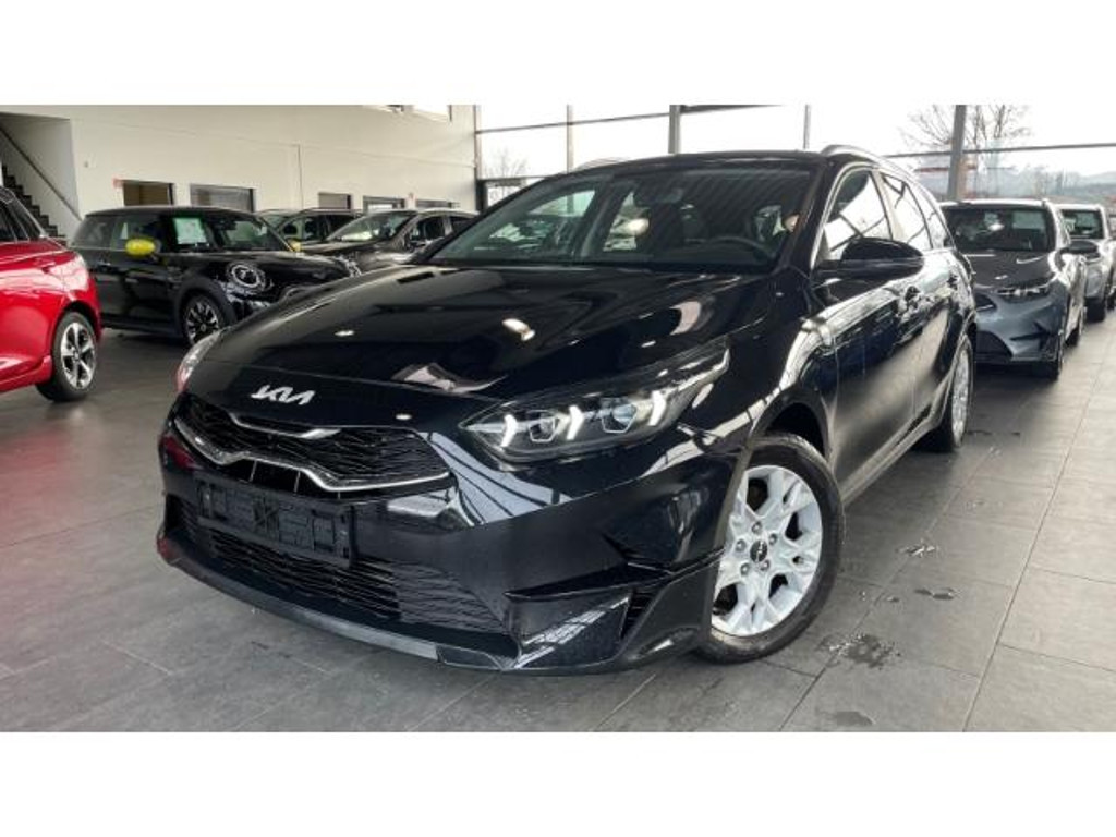 Kia Ceed 2025 Benzine