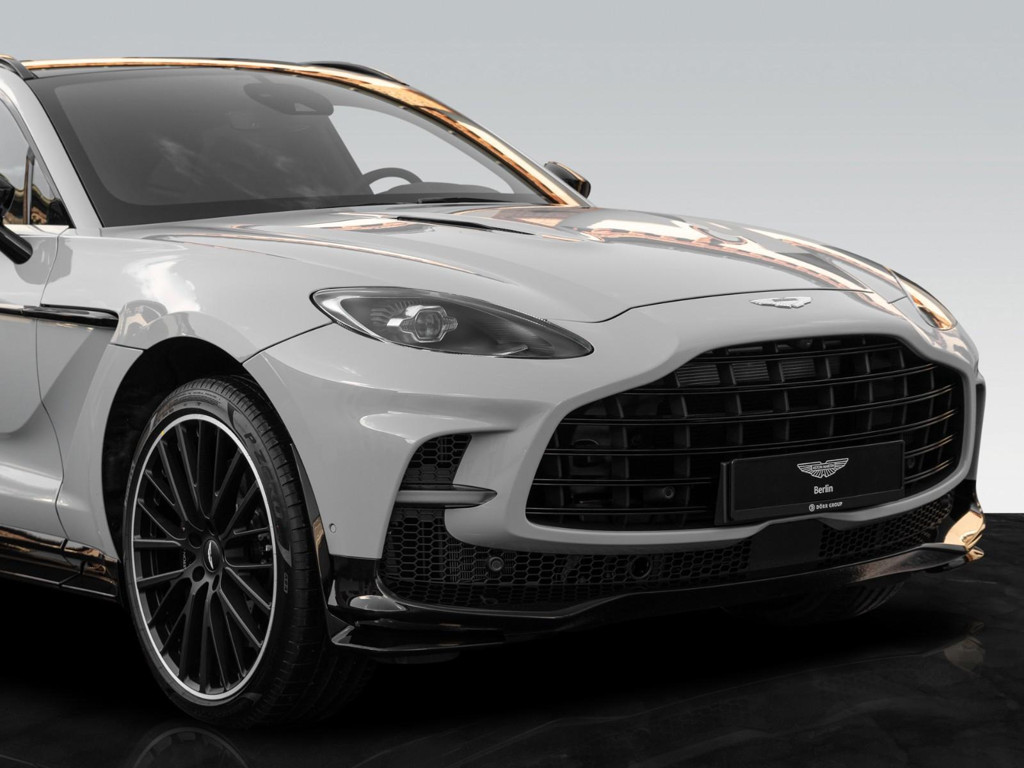 Aston Martin DBX