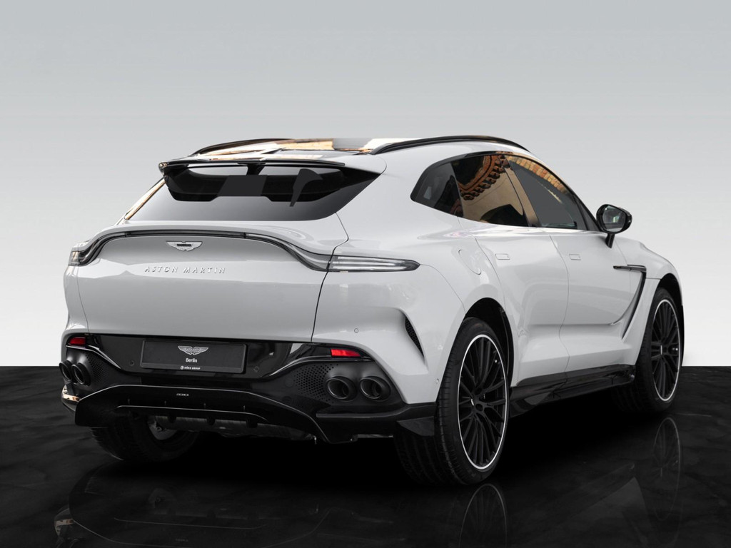 Aston Martin DBX