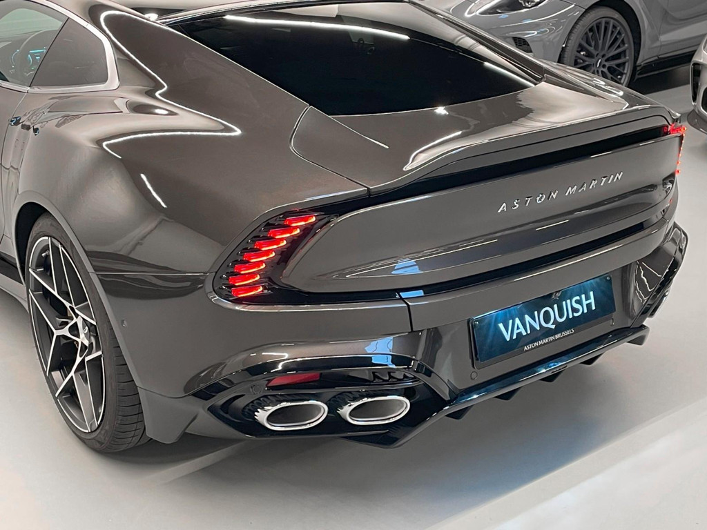 Aston Martin Vanquish