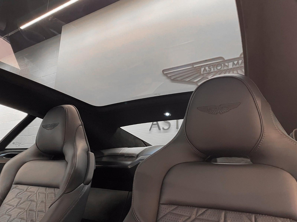 Aston Martin Vanquish