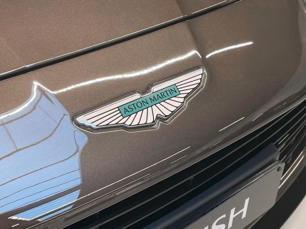 Aston Martin Vanquish