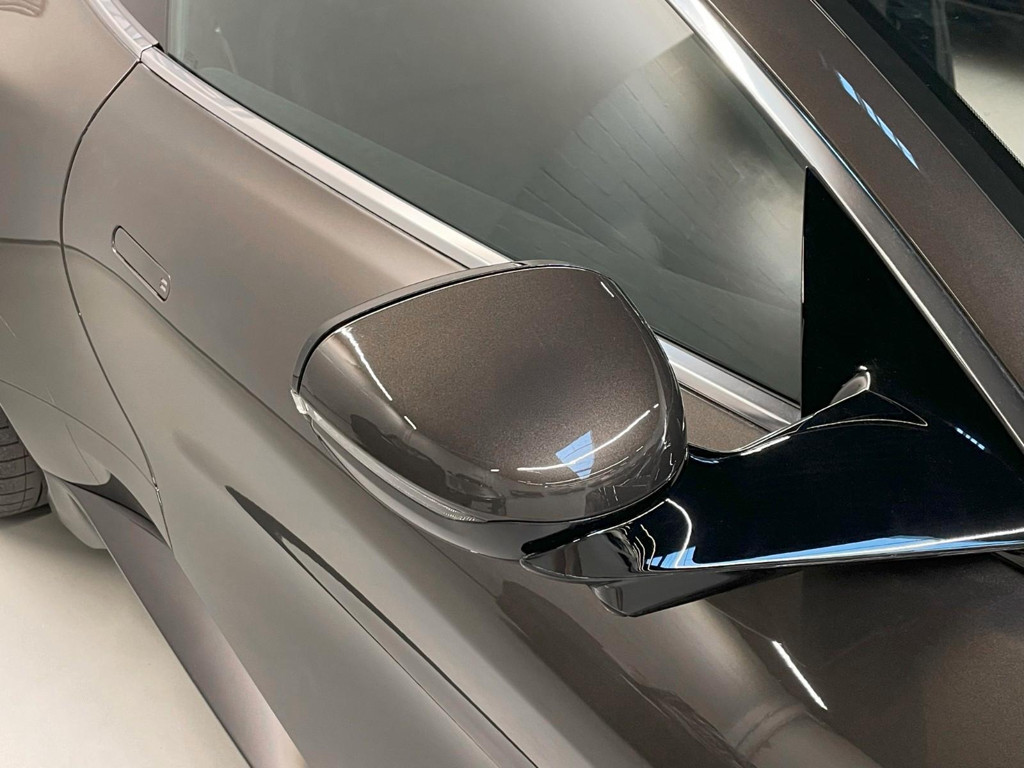 Aston Martin Vanquish