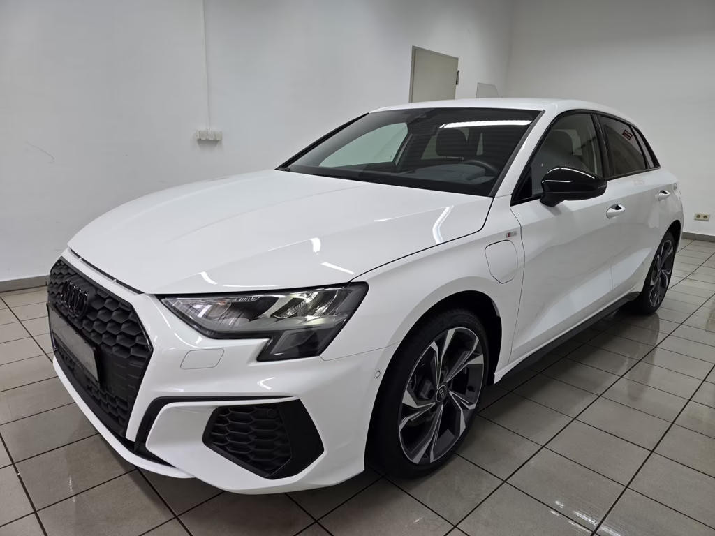 Audi A3 2023 Hybride Benzine
