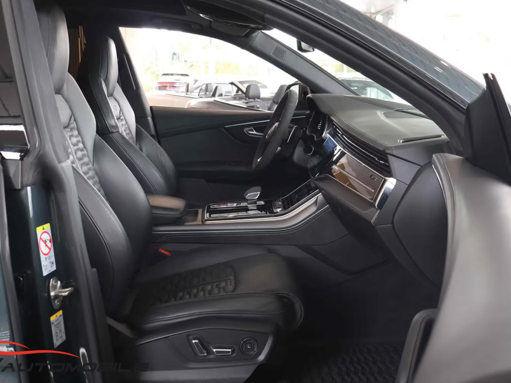Audi RS Q8