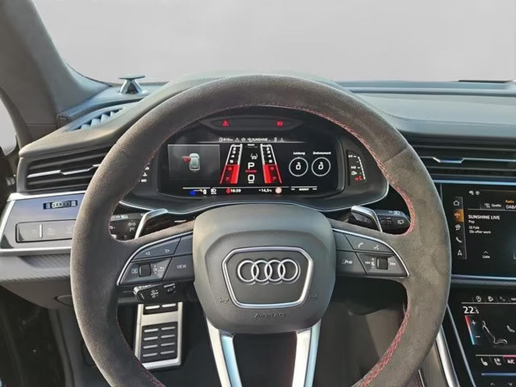 Audi RS Q8