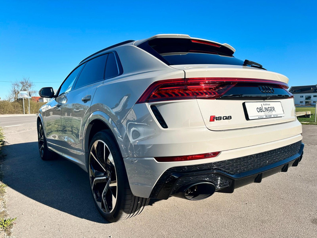Audi RS Q8