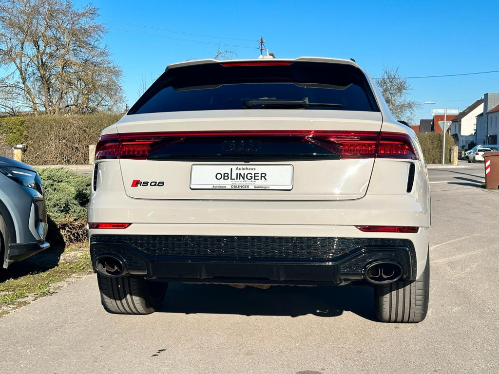 Audi RS Q8