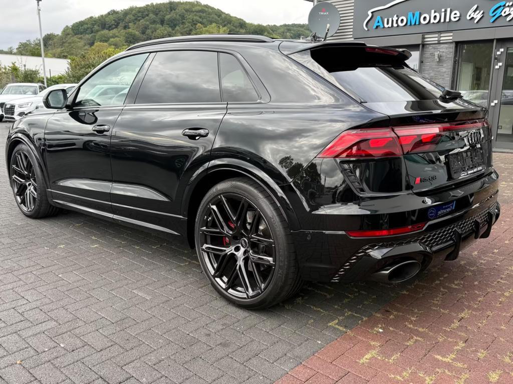 Audi RS Q8